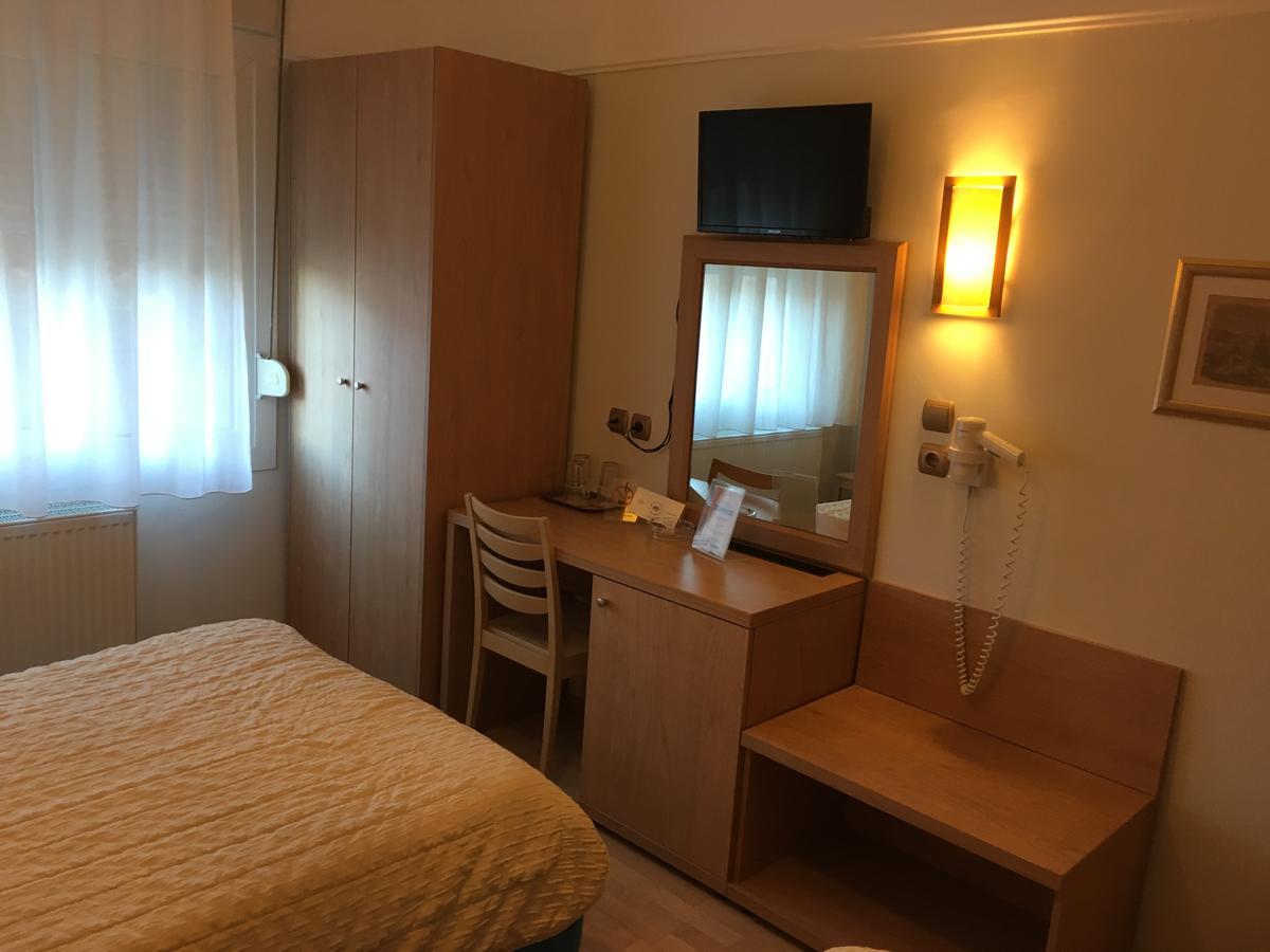 Hotel Orestion - Bike And Motorcycle Friendly Hotel Kastoria Exterior foto
