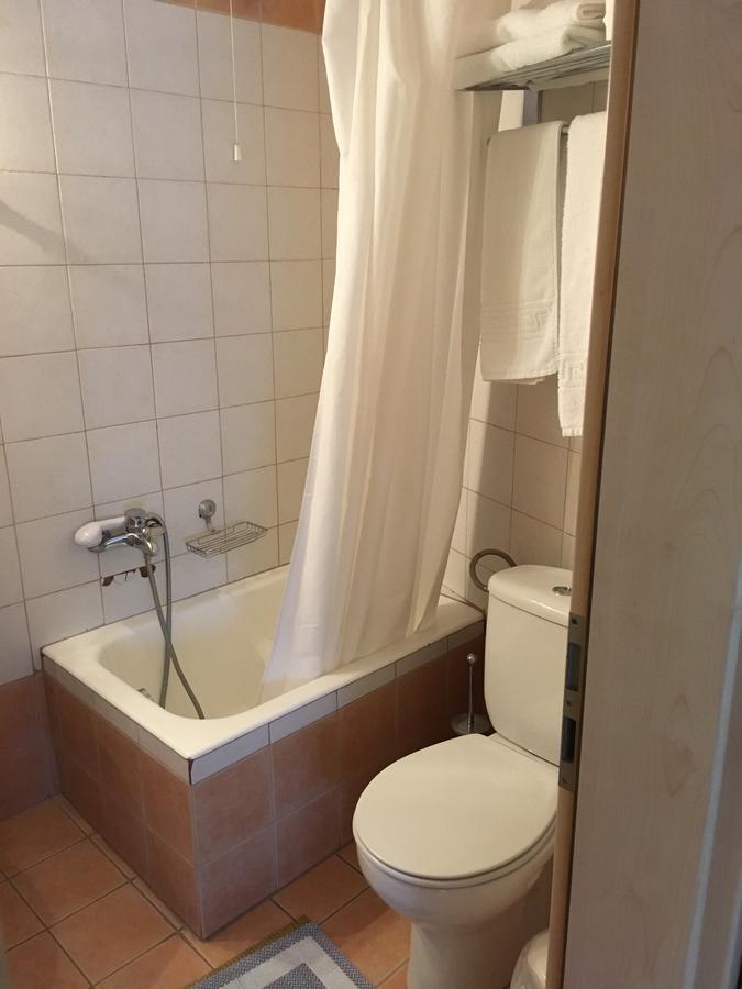 Hotel Orestion - Bike And Motorcycle Friendly Hotel Kastoria Exterior foto